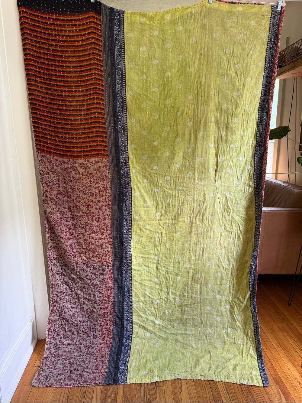 Vintage kantha quilt, twin cotton throw, boho beach blanket - Picture 2 of 4